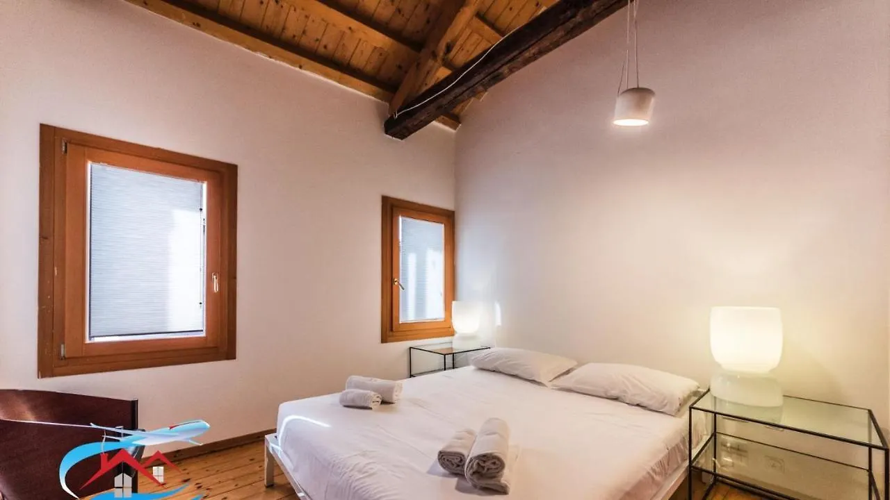 Apartment Ferienwohnung Au Nom De La Rose Venedig