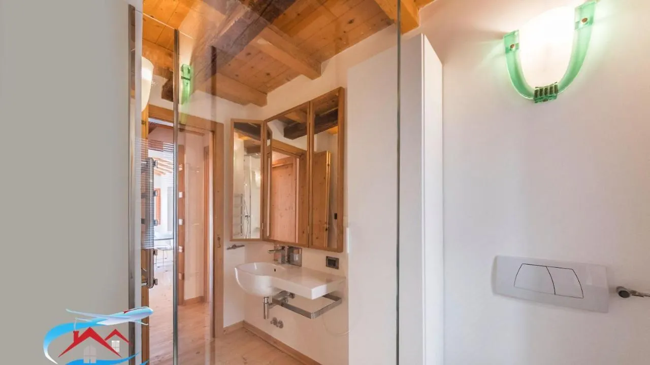 Ferienwohnung Au Nom De La Rose Venedig